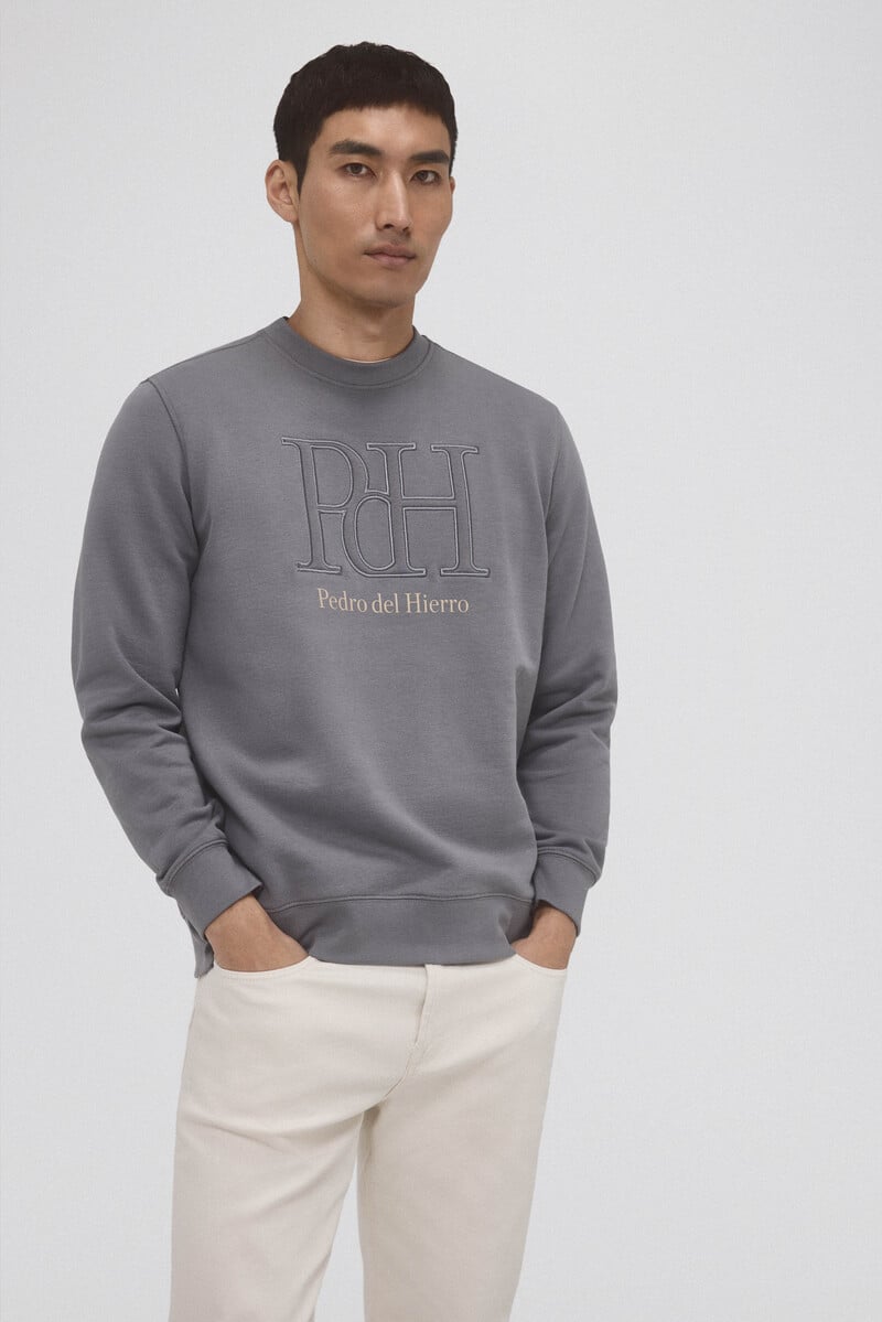 Cortefiel Sudadera logo cuello caja