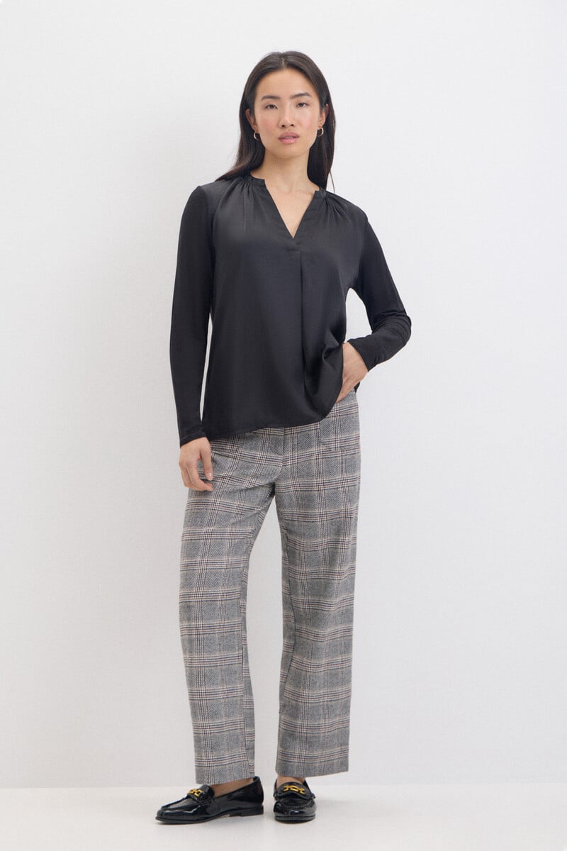 Cortefiel Top Fluido Con Cuello Mao