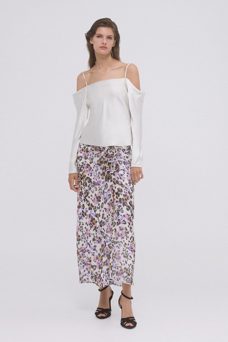 Cortefiel Top Satén Hombro Descubierto