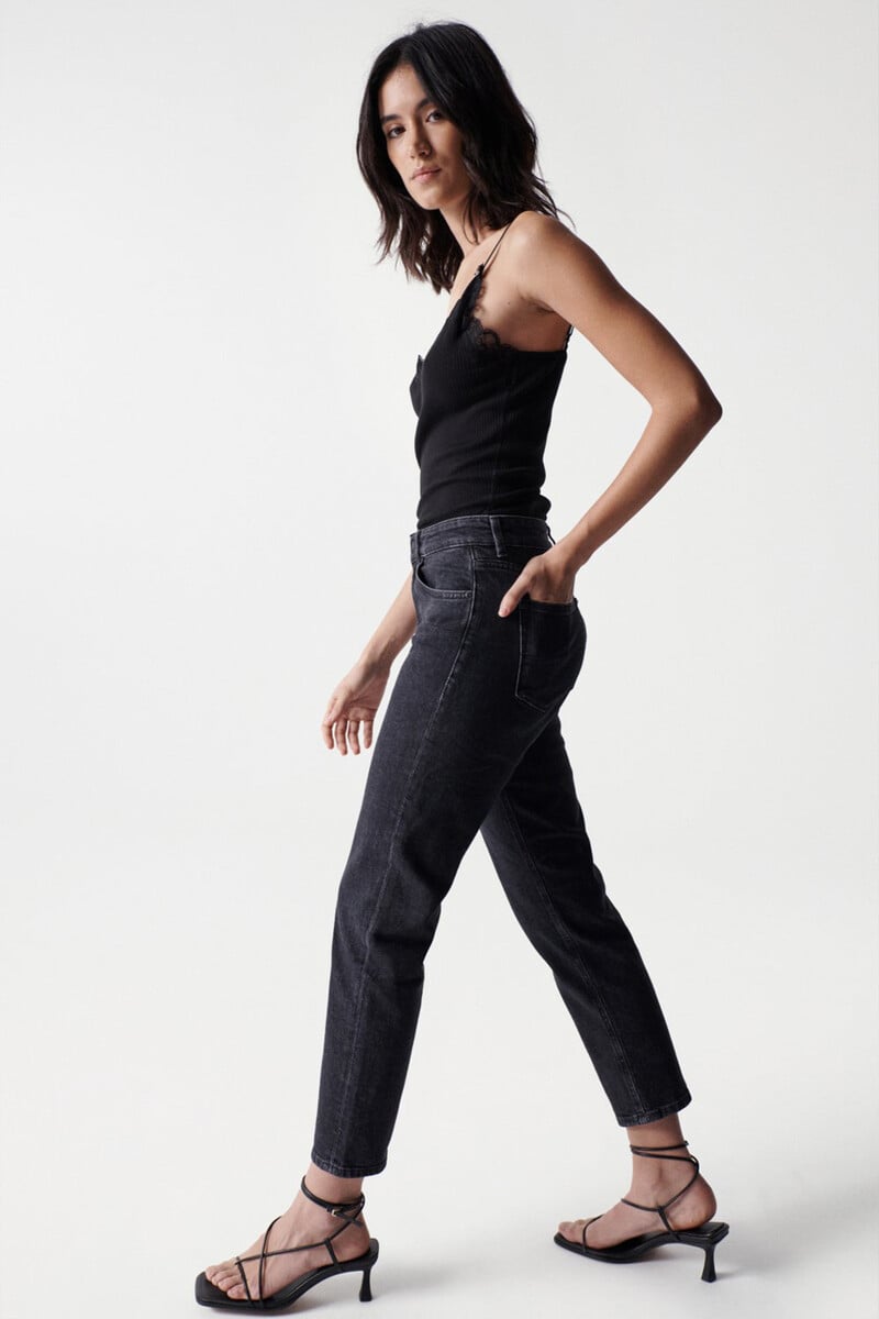 Cortefiel Vaqueros True Cropped Slim Negro