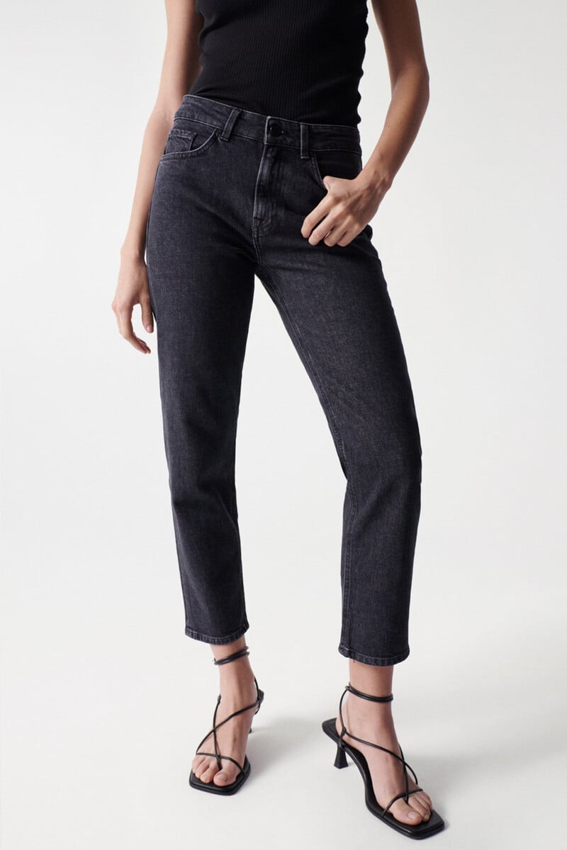 Cortefiel Vaqueros True Cropped Slim Negro