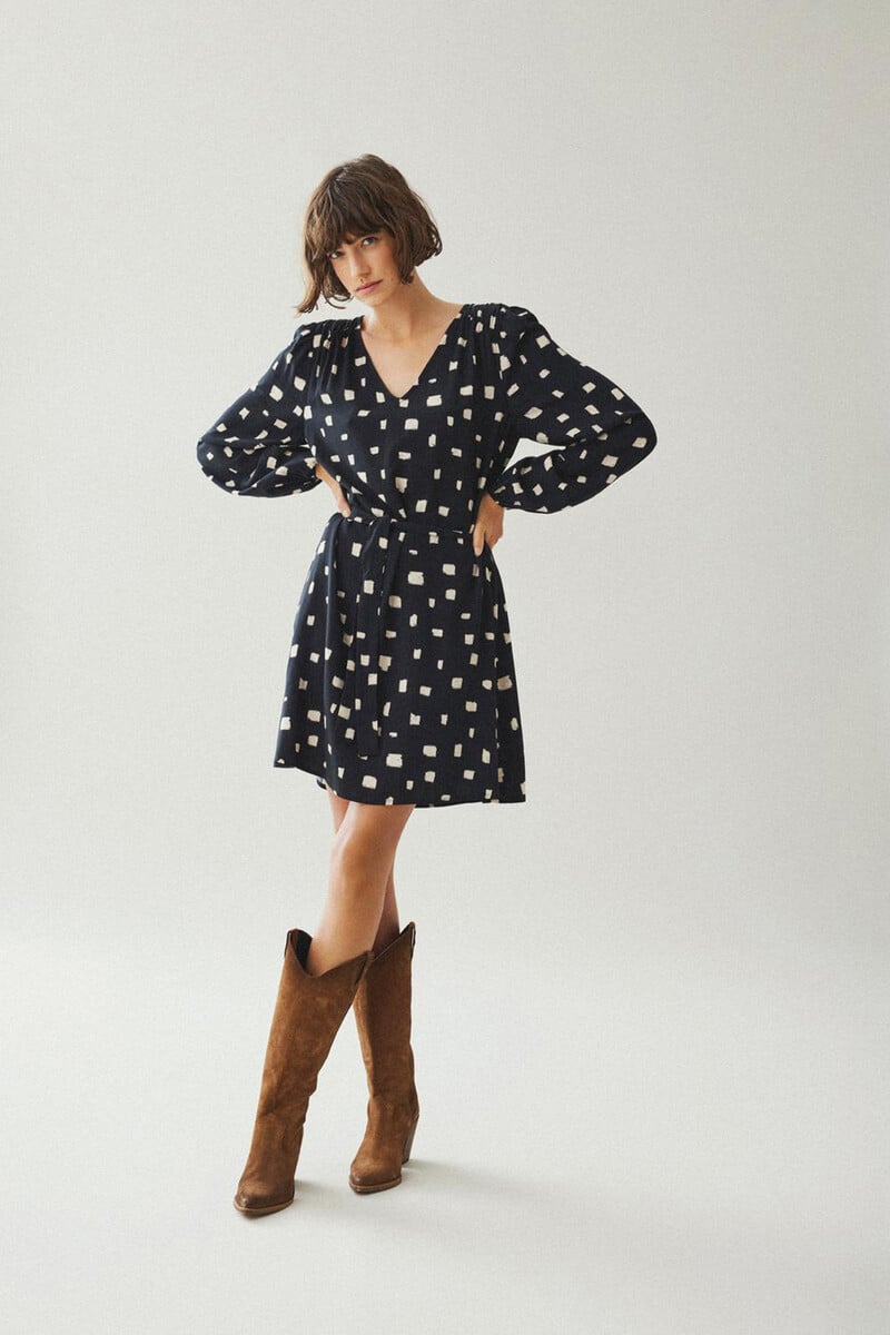 Cortefiel Vestido corto estampado