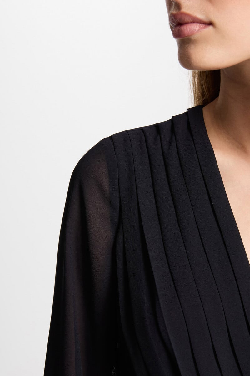 Cortefiel Vestido Corto Recto Plisado