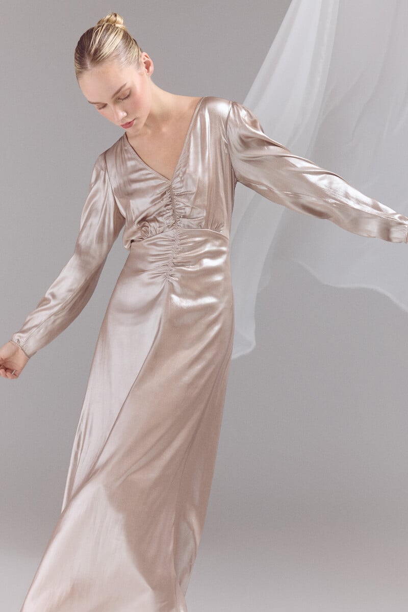Cortefiel Vestido tejido laminado plata