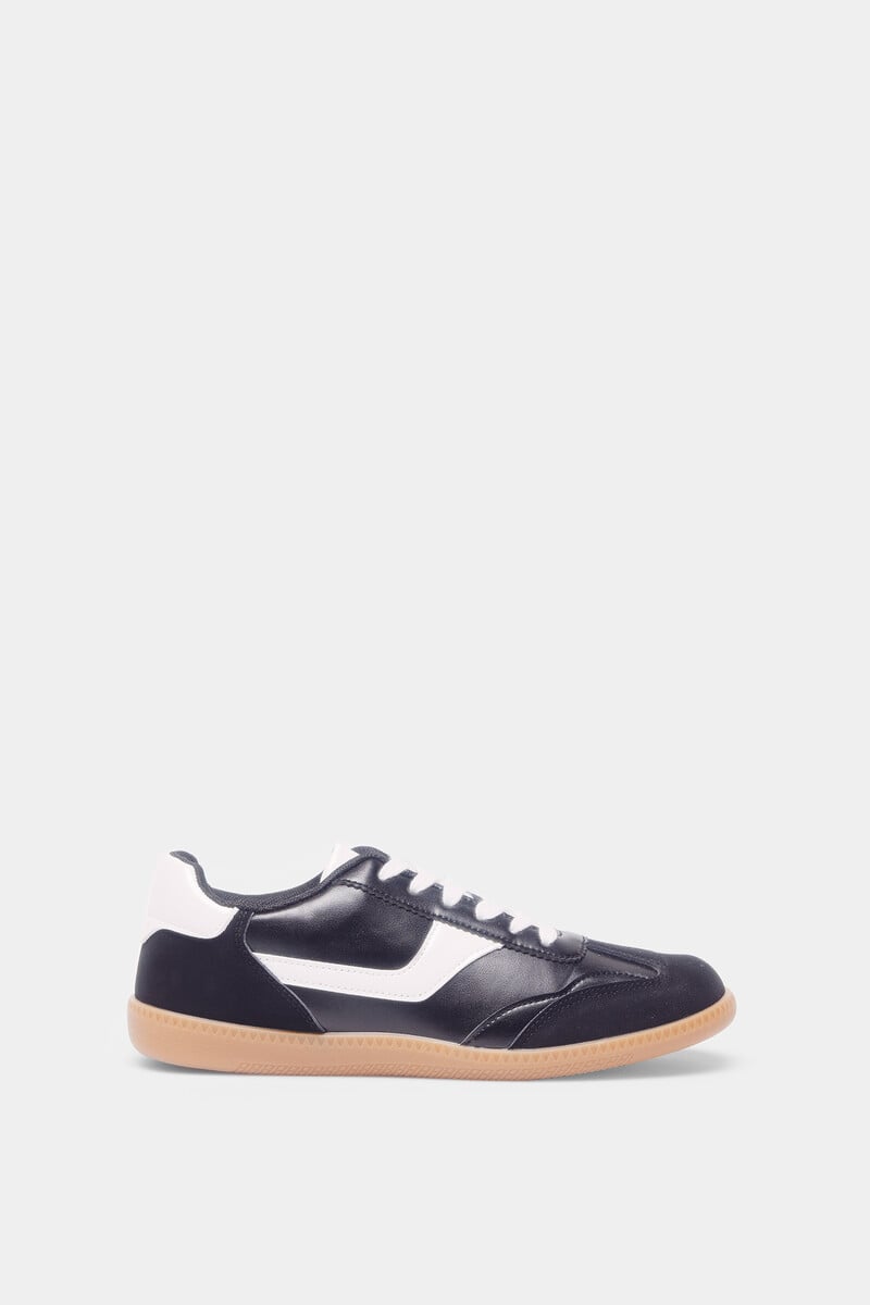 Cortefiel Zapatilla contraste franja