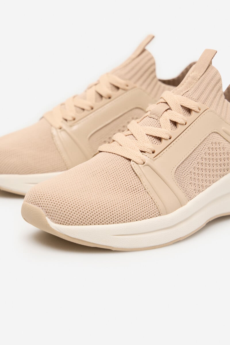 Cortefiel Zapatilla Flyknit