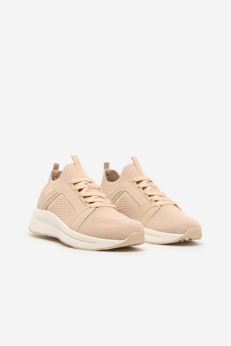 Cortefiel Zapatilla Flyknit