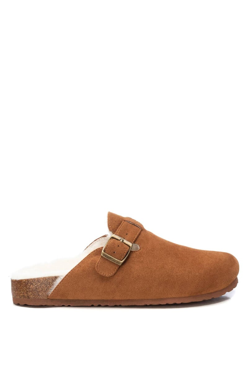 Cortefiel Zapato tipo zueco de mujer