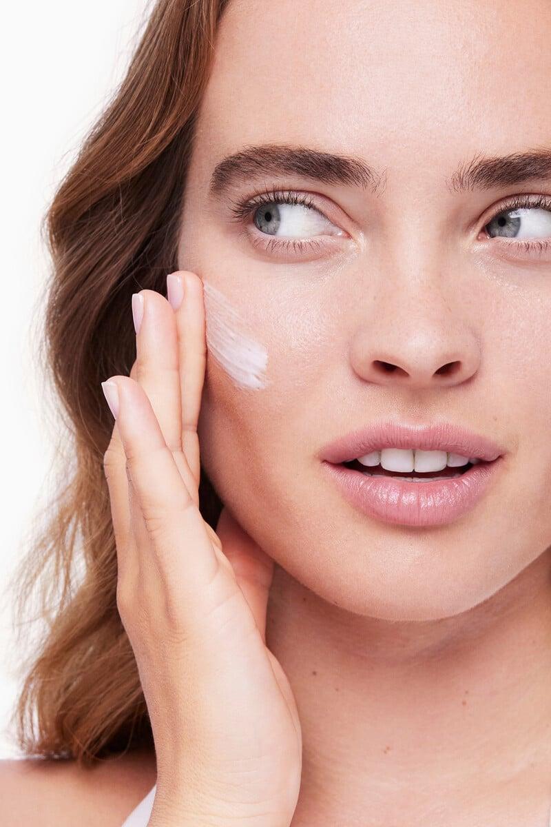 Cortefiel Crema merveillance en polvo efecto lifting 50ml