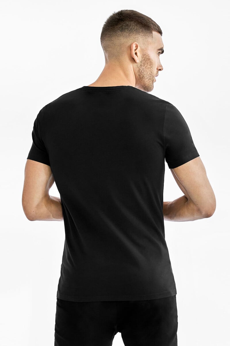 Cortefiel Pack 2 Camisetas Elásticas Cuello Pico Negro