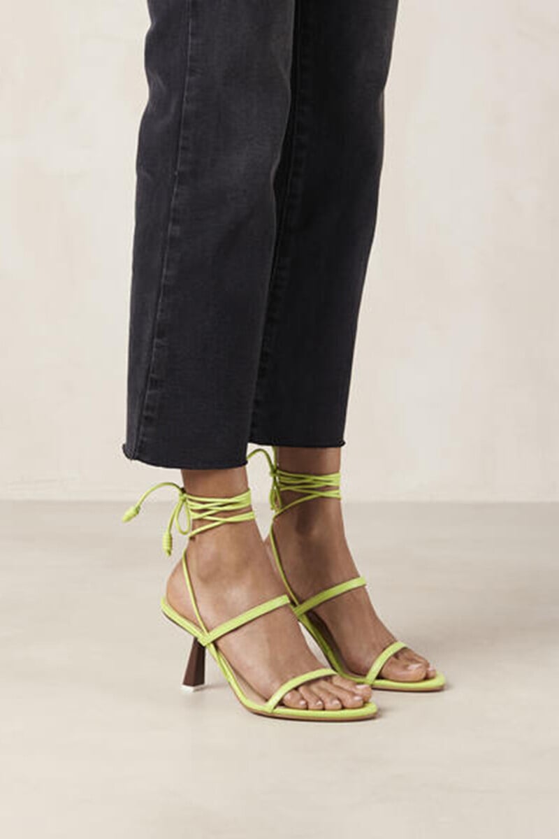 Cortefiel Sandalias Kendra en piel bicolor verde y marrón