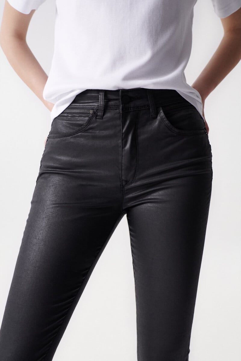 Cortefiel Vaqueros Faith Push In Cropped Con Efecto Coating