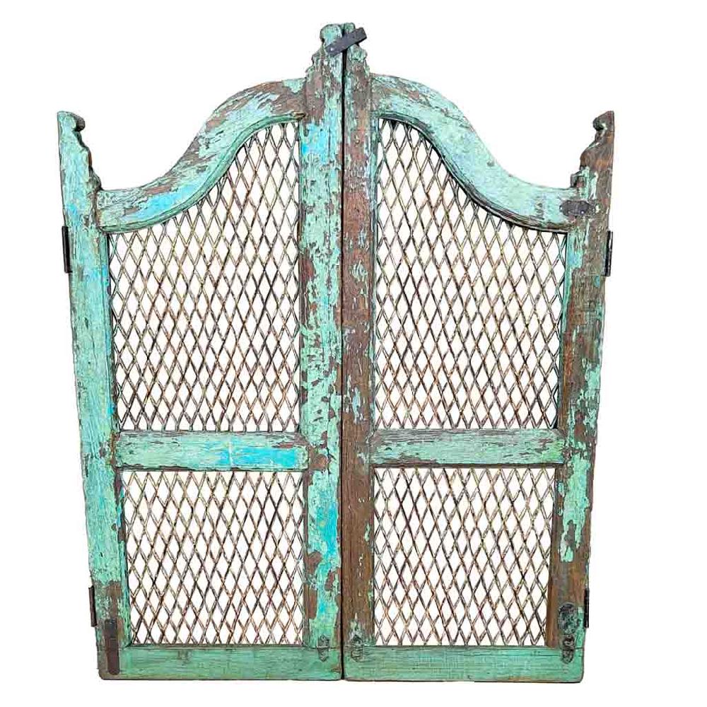 Creaciones meng MUEBLE - PUERTAS Y VENTANAS - puerta de madera azul con acabado artesanal