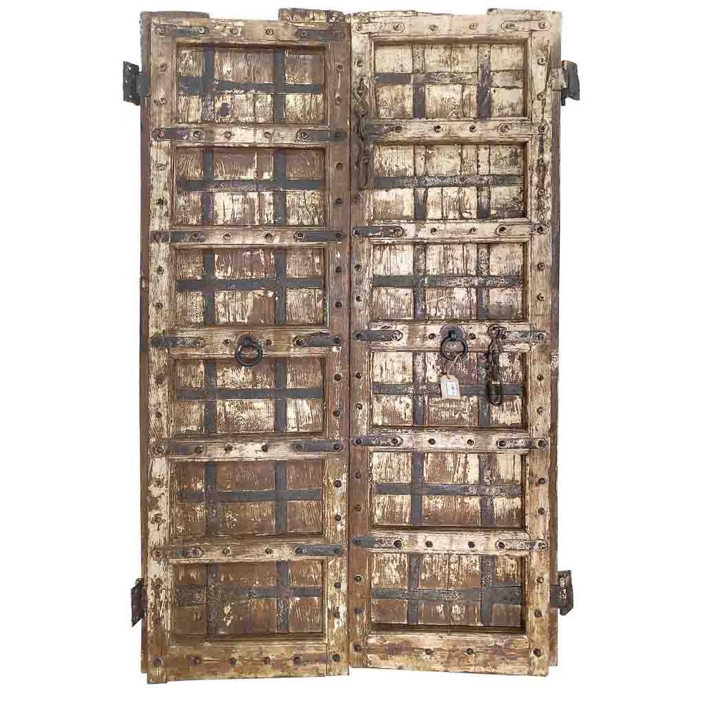 Creaciones meng MUEBLE - PUERTAS Y VENTANAS - puerta de madera con acabado artesanal