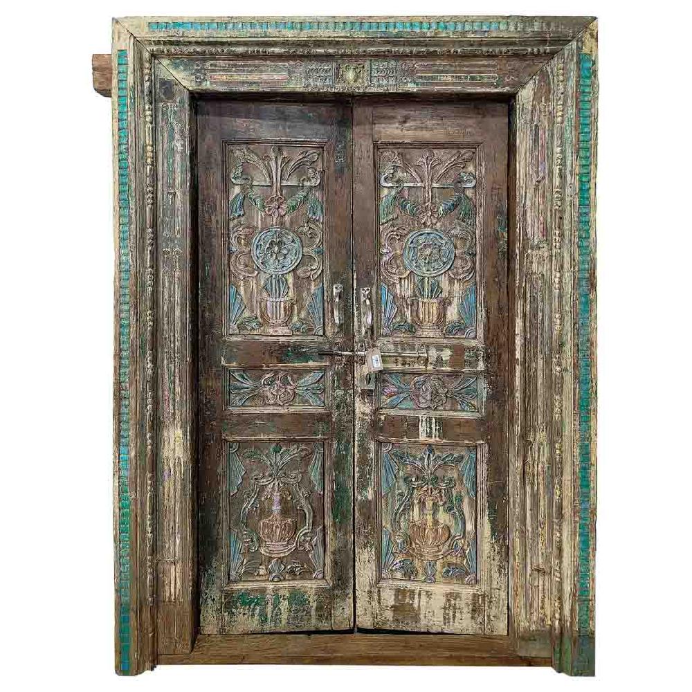 Creaciones meng MUEBLE - PUERTAS Y VENTANAS - puerta de madera marrón con acabado artesanal