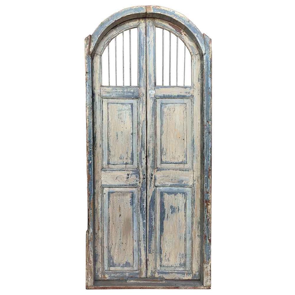 Creaciones meng MUEBLE - PUERTAS Y VENTANAS - puerta de madera marrón con acabado artesanal