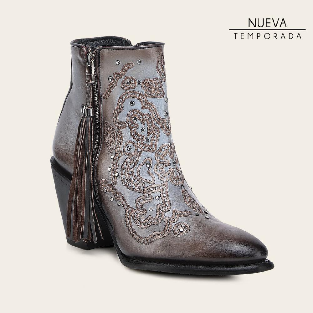 Cuadra Botín casual en piel genuina para dama