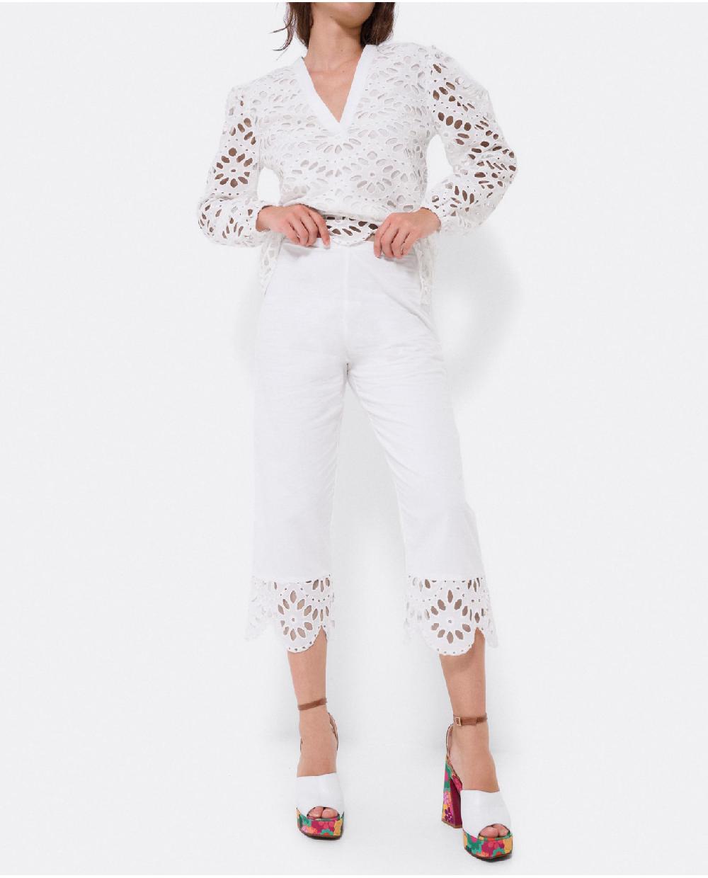 Cuplé BLUSA ESCOTE PICO GUIPUR BLANCO
