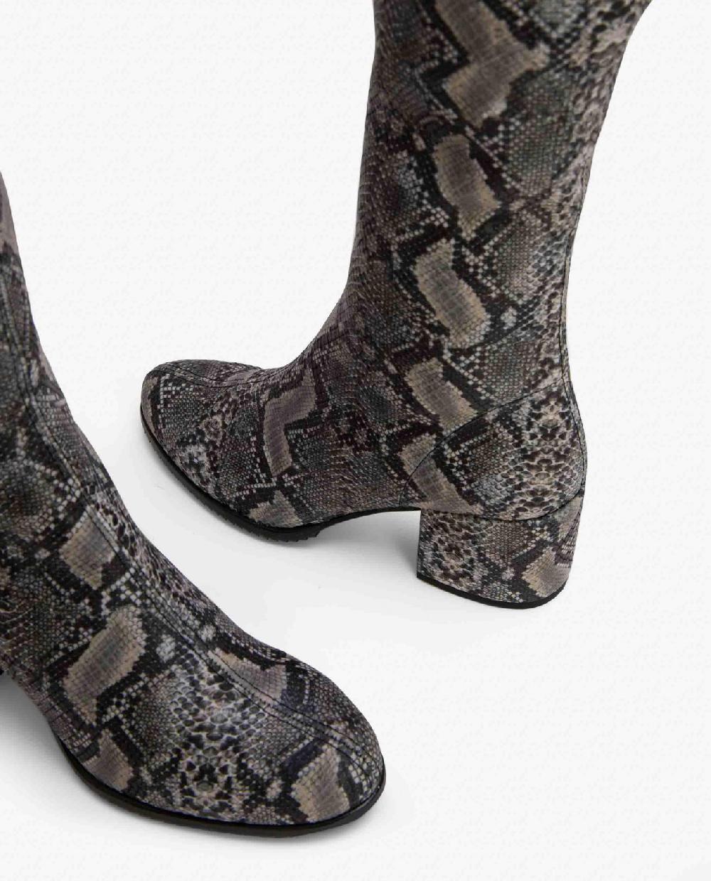 Cuplé BOTA MOSQUETERA STRECH SERPIENTE GRIS