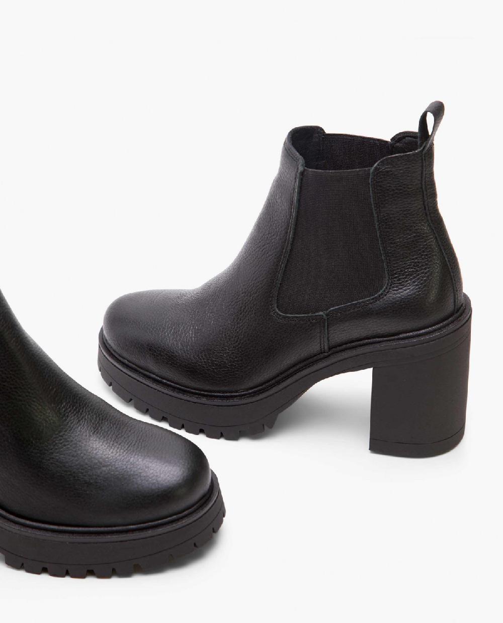 Cuplé BOTIN ELASTICO NAPA BUGUI NEGRO