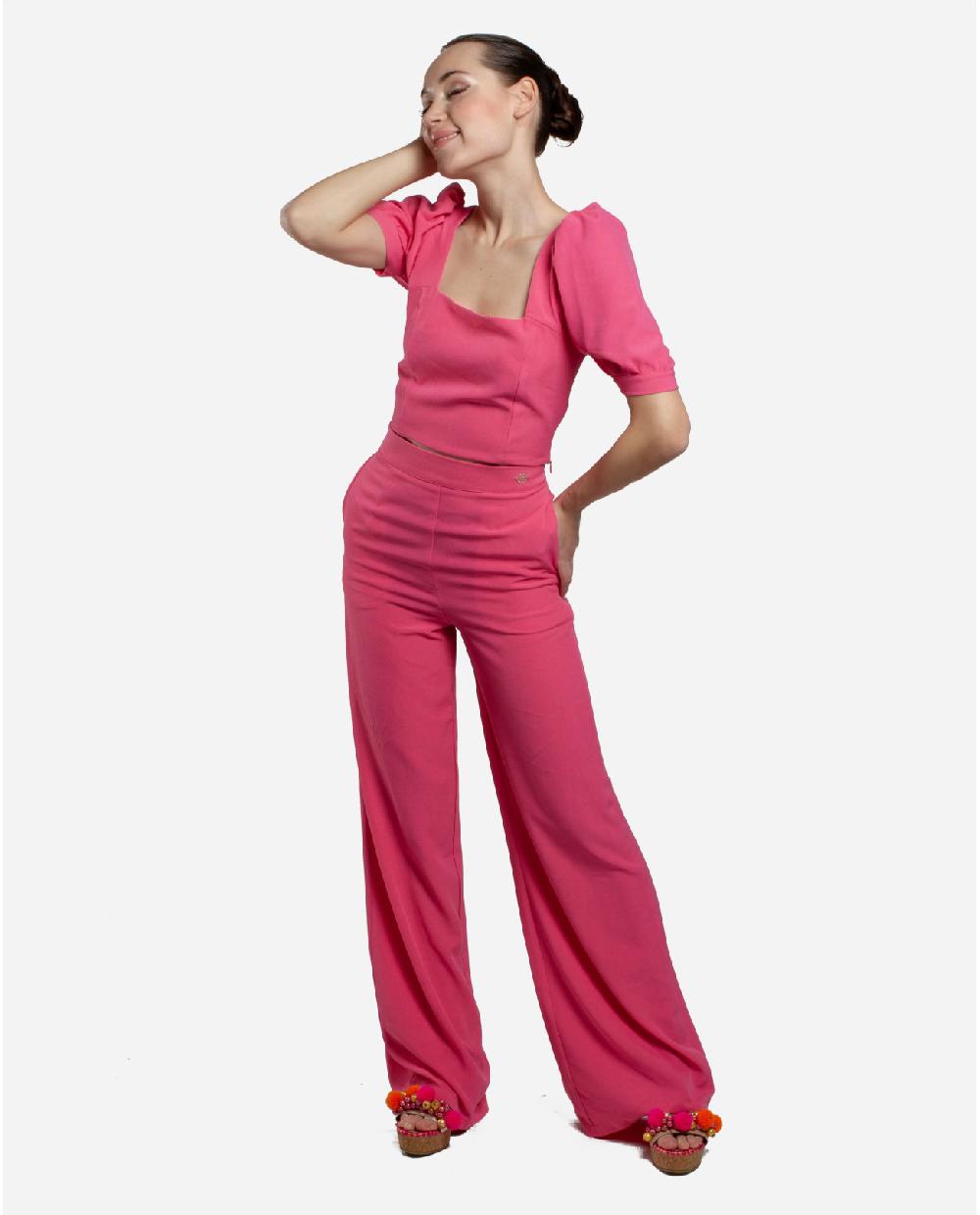 Cuplé CROP TOP MANGAS ABULLONADAS CREP FUCSIA