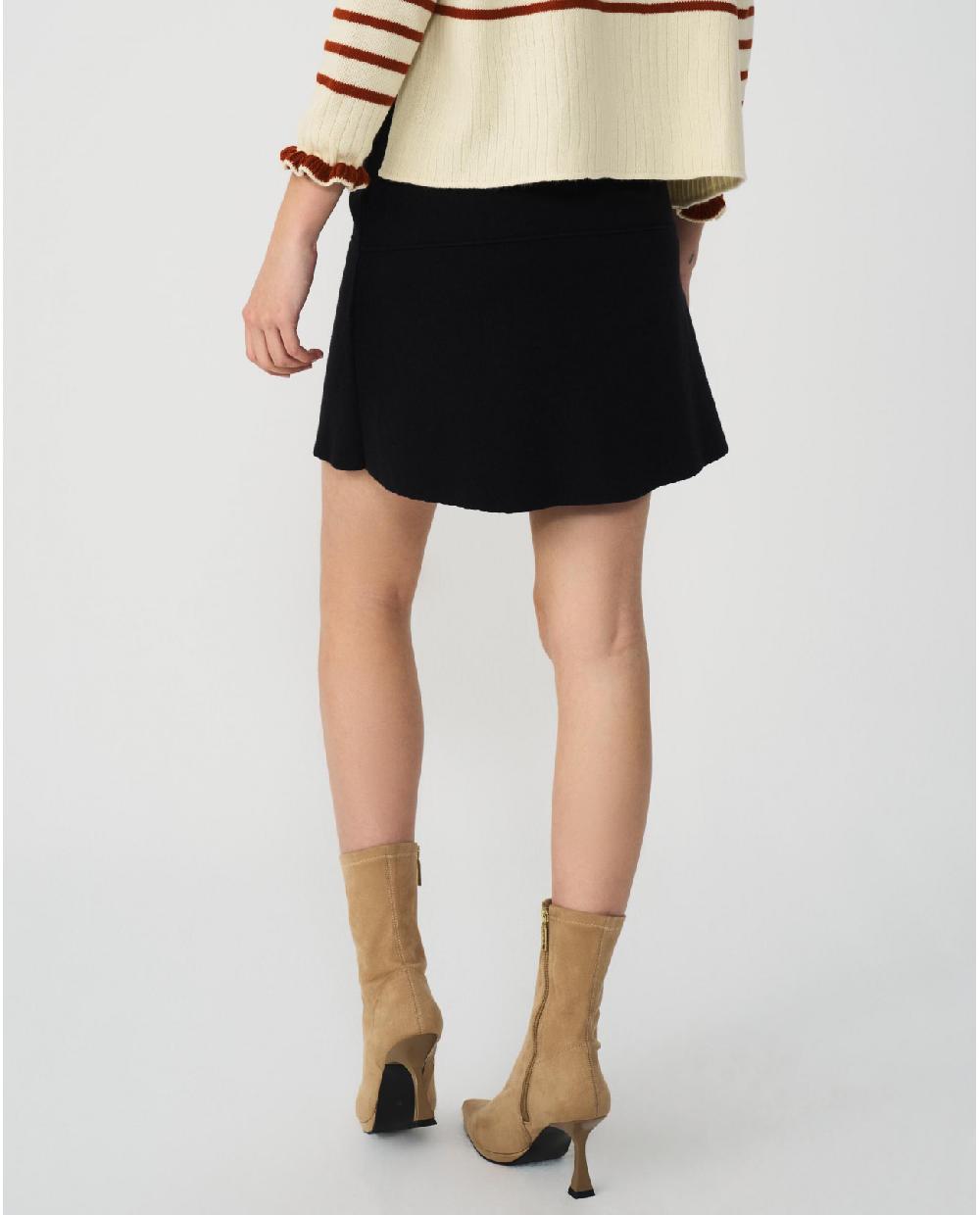 Cuplé FALDA MINI VOLANTE PUNTO NEGRO