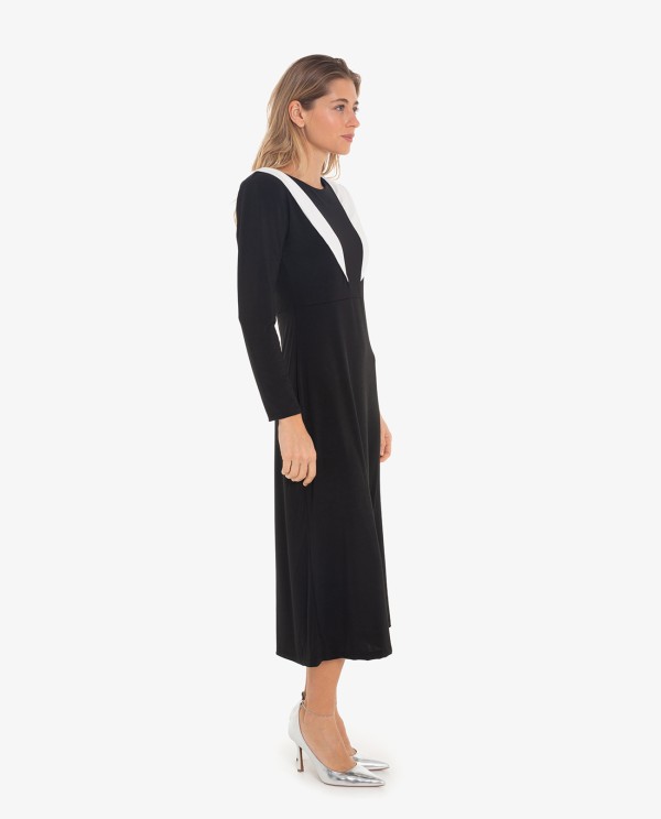 Cuplé VESTIDO NEGRO CON SOLAPAS EN HOMBROS BLANCAS