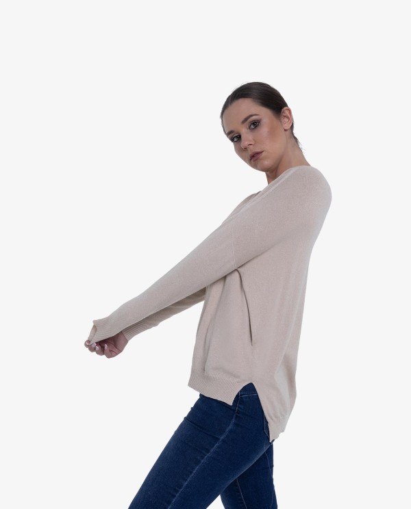 Cuplé JERSEY DE PUNTO BEIGE CON ESCOTE EN PICO Y TEJIDO SUAVE