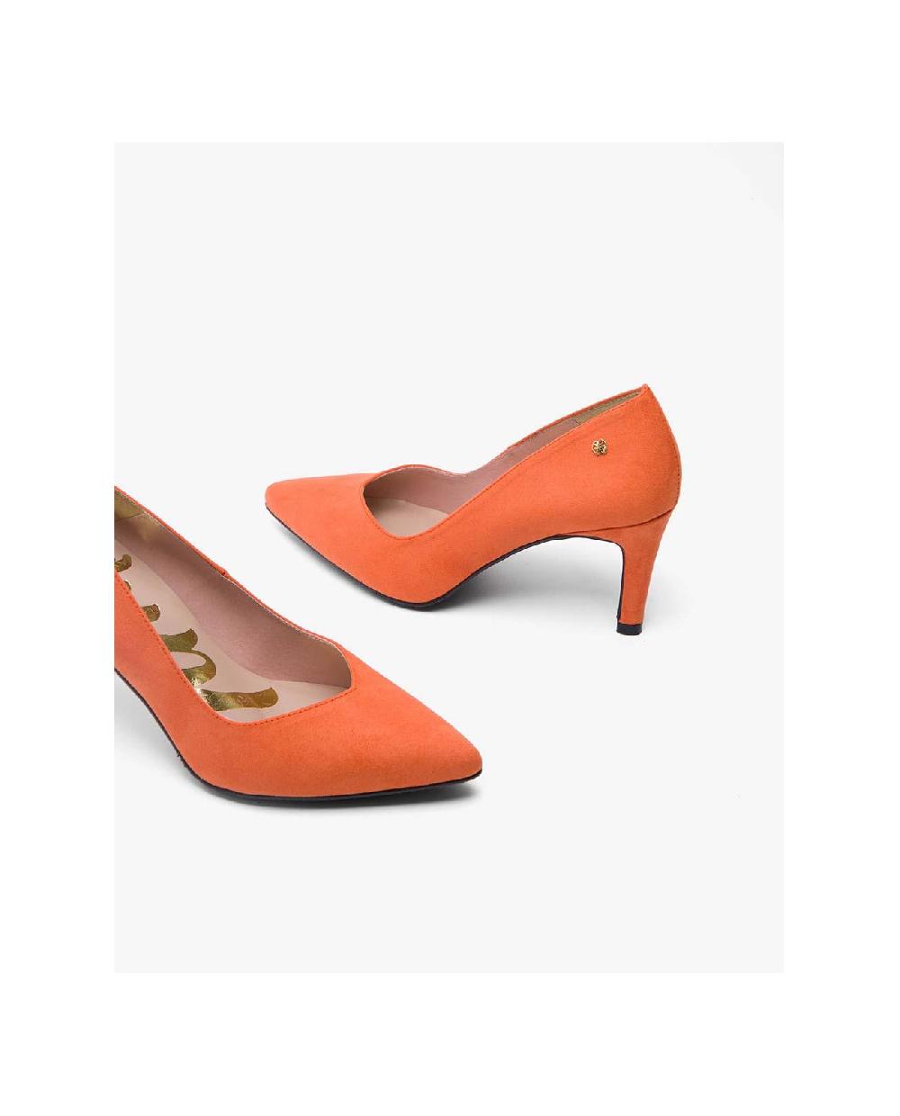 Cuplé SALÓN NARANJA DE ULTRASUEDE CON PUNTA FINA Y TACÓN MEDIO