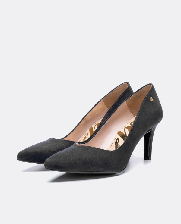 Cuplé SALÓN NEGRO DE ULTRASUEDE CON PUNTA FINA Y TACÓN MEDIO