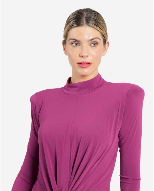 Cuplé VESTIDO MIDI FUCSIA DE PUNTO CON NUDO FRONTAL Y HOMBROS ESTRUCTURADOS