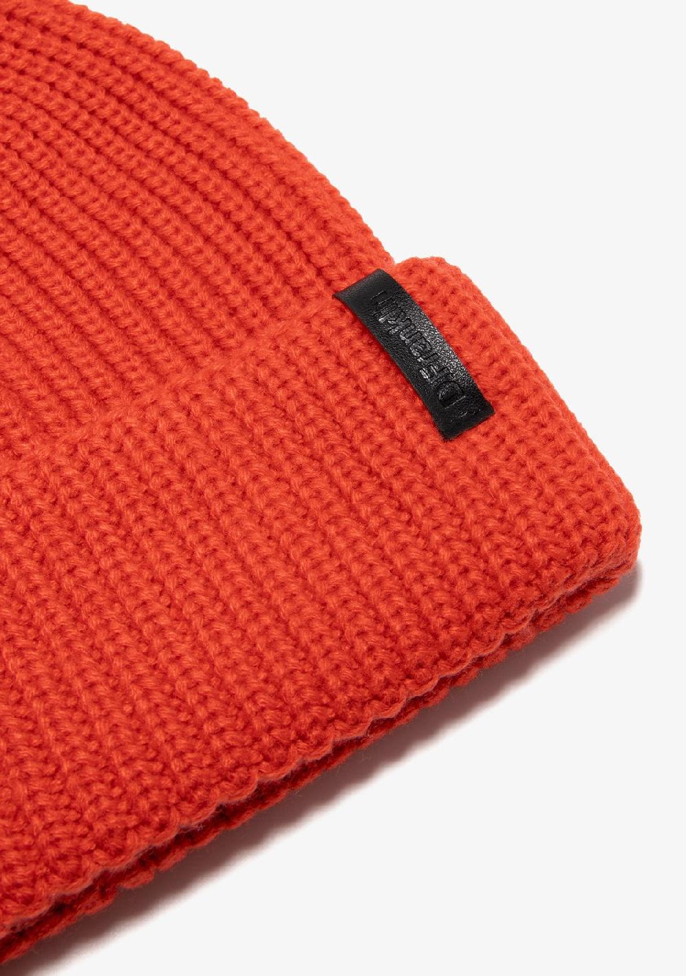 D.franklin 535 Trawler Beanie Red