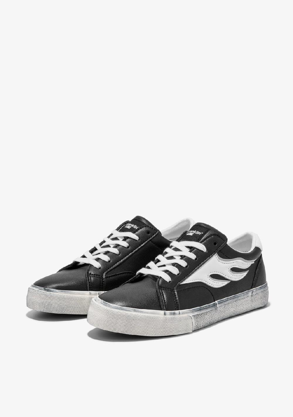 D.franklin Echo Flame Nap Black / White