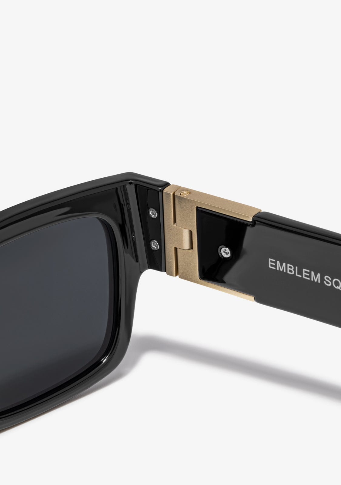 D.franklin Emblem SQ Black / Smoke