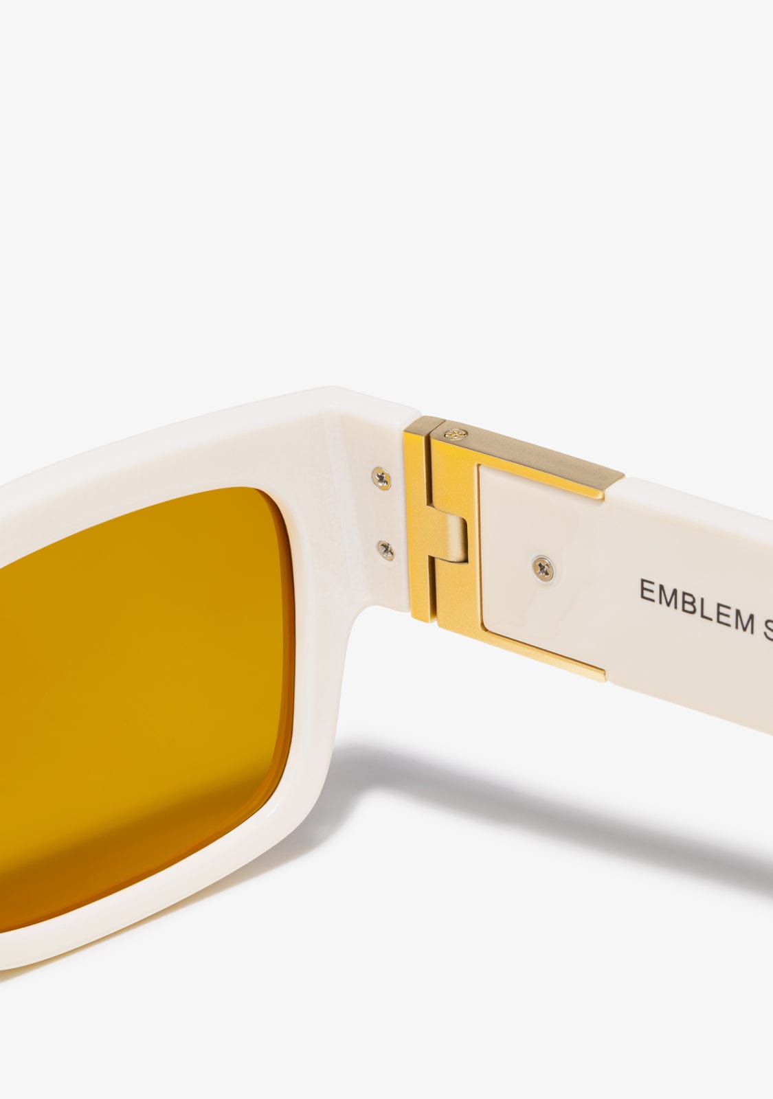 D.franklin Emblem SQ White Ivory / Yellow