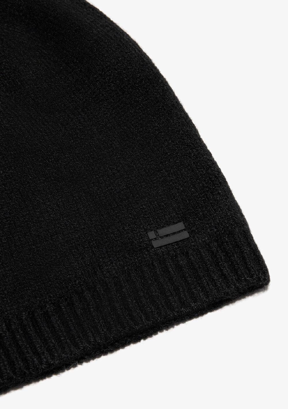 D.franklin Nordic Bomb Slouch Beanie Black