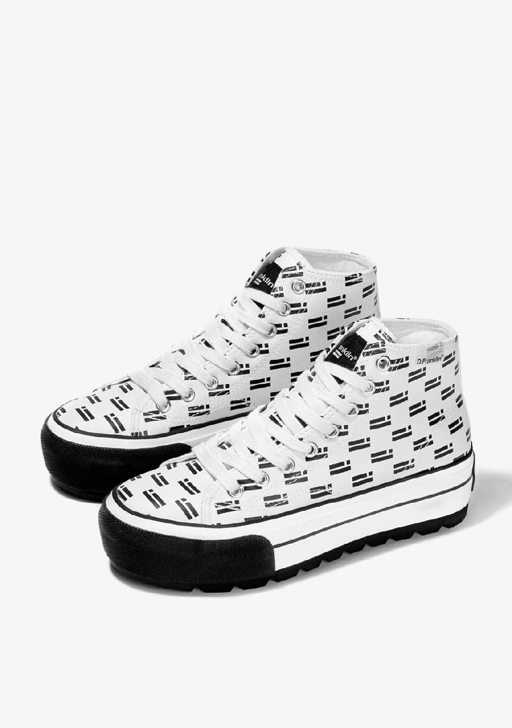 D.franklin One Way Platform DF Flag White