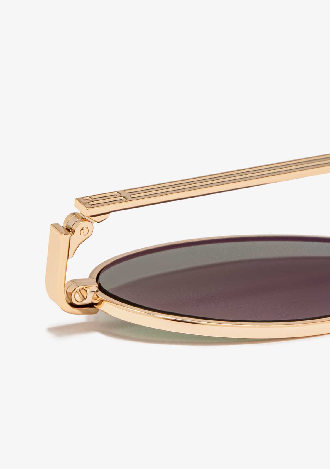 D.franklin Oval Legacy Gold / G15