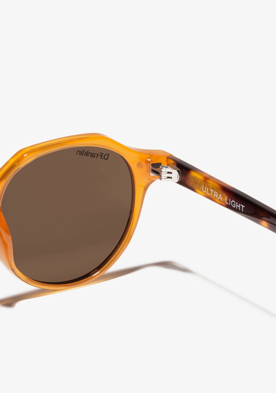 D.franklin Ultra Light S Round Amber / Brown