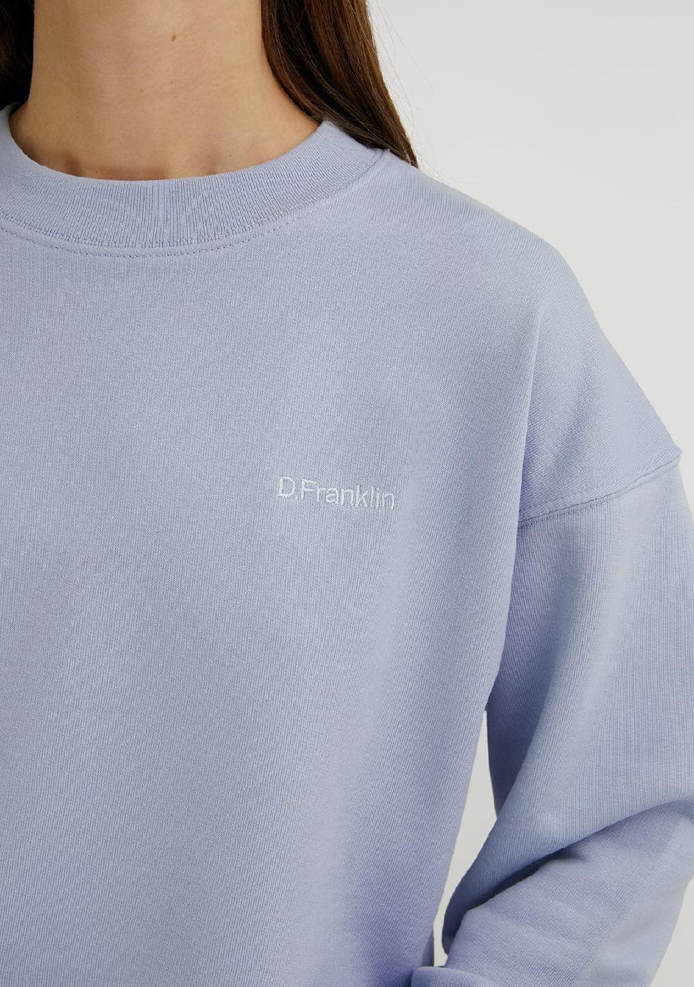 D.franklin Embroidery Logo Cropped Crew Neck Sweatshirt / Serene Blue