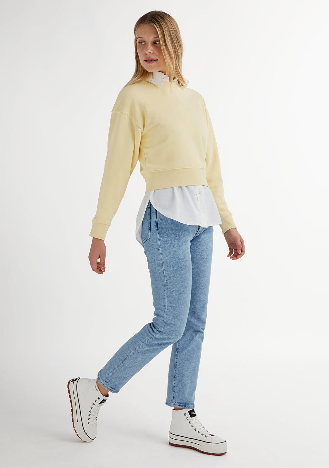 D.franklin Embroidery Logo Cropped Crew Necks Sweatshirt / Butter