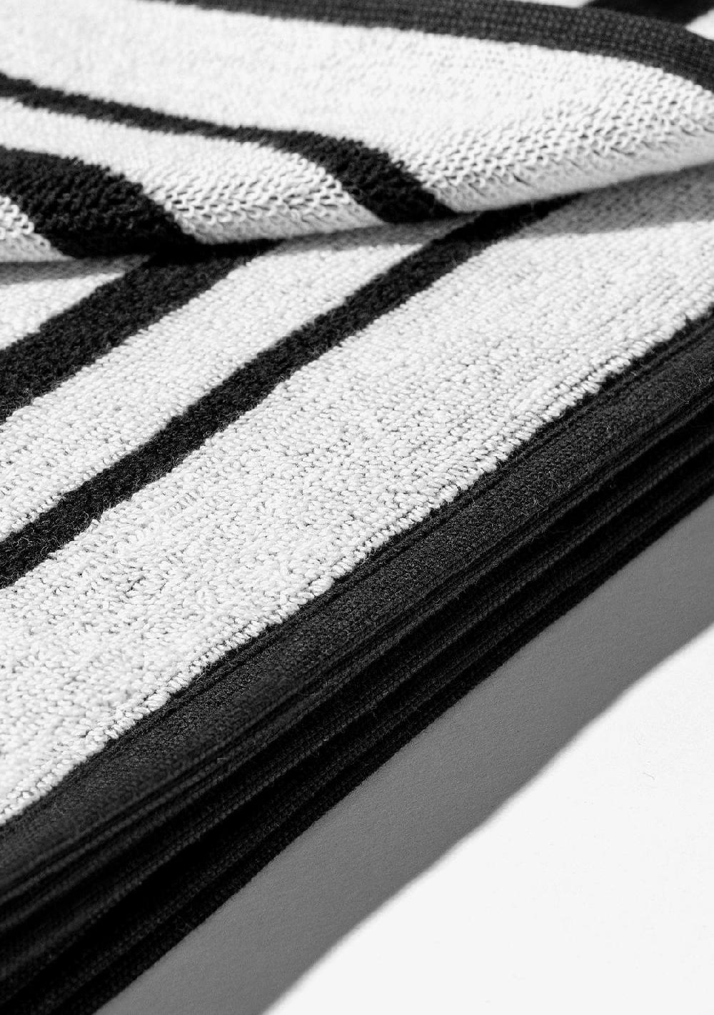 D.franklin Old Money Jacquard Velour Beach Towel Black