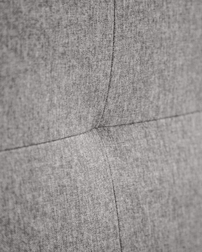 Deco Wood Cabecero Tapizado De Poliester Con Pliegues En Color Gris De 90x80cm