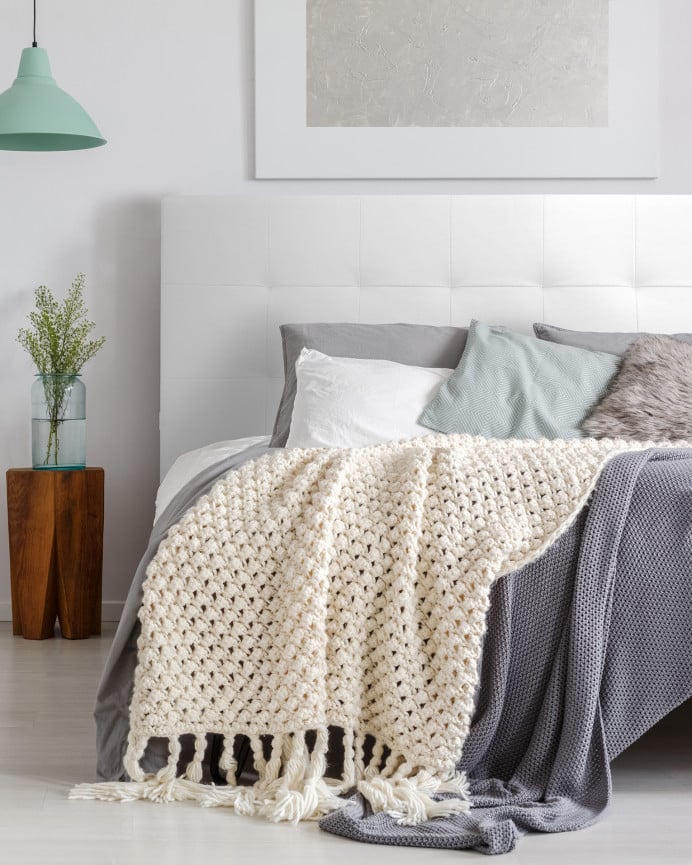 Deco Wood Cabecero Tapizado De Polipiel Con Pliegues En Color Blanco De 90x80cm