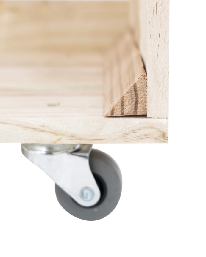 Deco Wood Caja Grande De Madera Maciza En Tono Natural Con Ruedas Horizontal 49x25 5x30 5cm