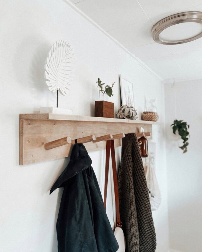 Deco Wood Colgador De Pared De Madera Maciza En Tono Natural De 61x9 5cm