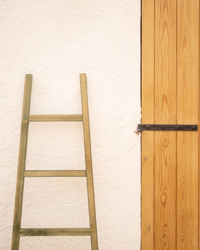 Deco Wood Escalera De Madera Maciza En Tono Verde De 150x50cm