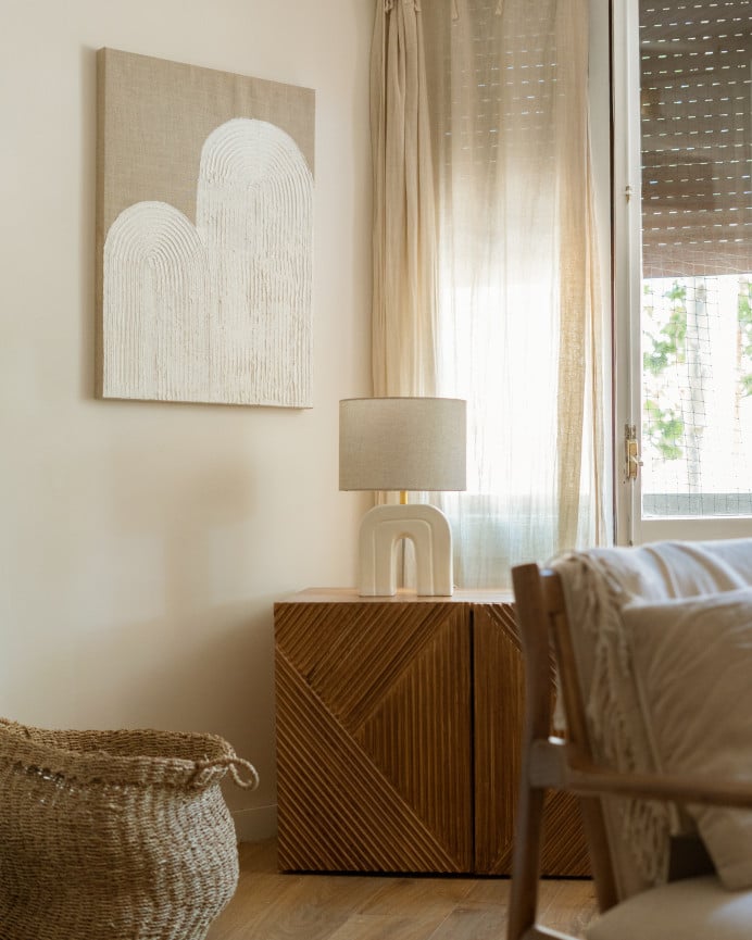 Deco Wood Lámpara De Mesa De Resina Esmaltada Y Pantalla De Tejido De Lino De 45x30cm