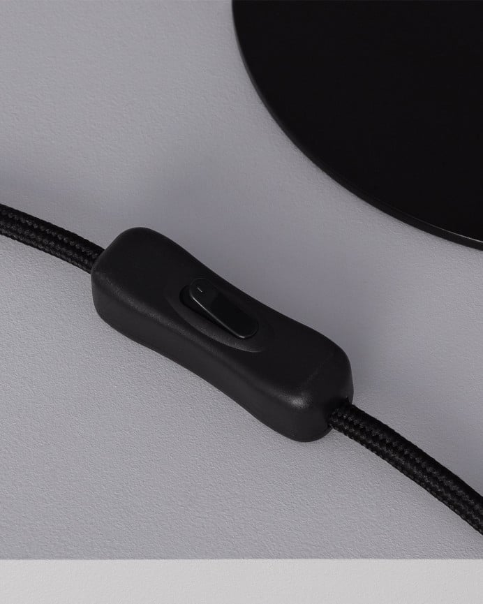 Deco Wood Lámpara De Mesa Elaborada Con Aluminio Color Negro