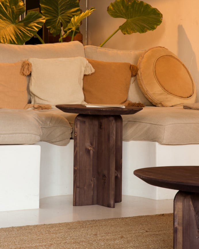 Deco Wood Mesa Auxiliar De Madera Maciza En Tono Nogal De 50x45cm